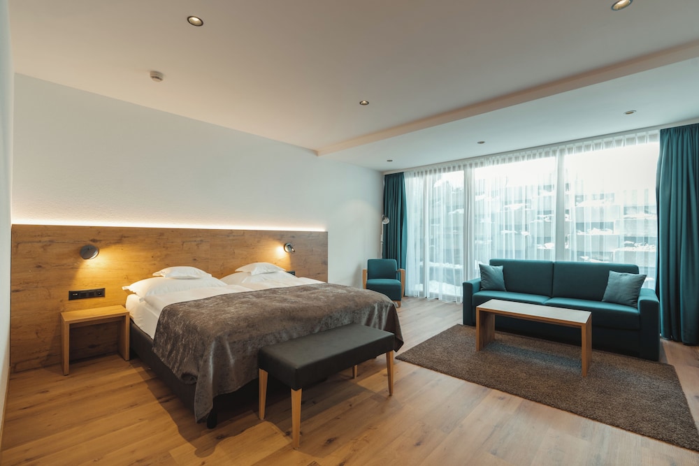 Zermatt Budget Rooms 18/49
