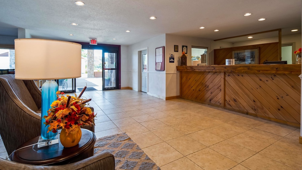 SureStay Plus by Best Western Berkeley Springs 10/38