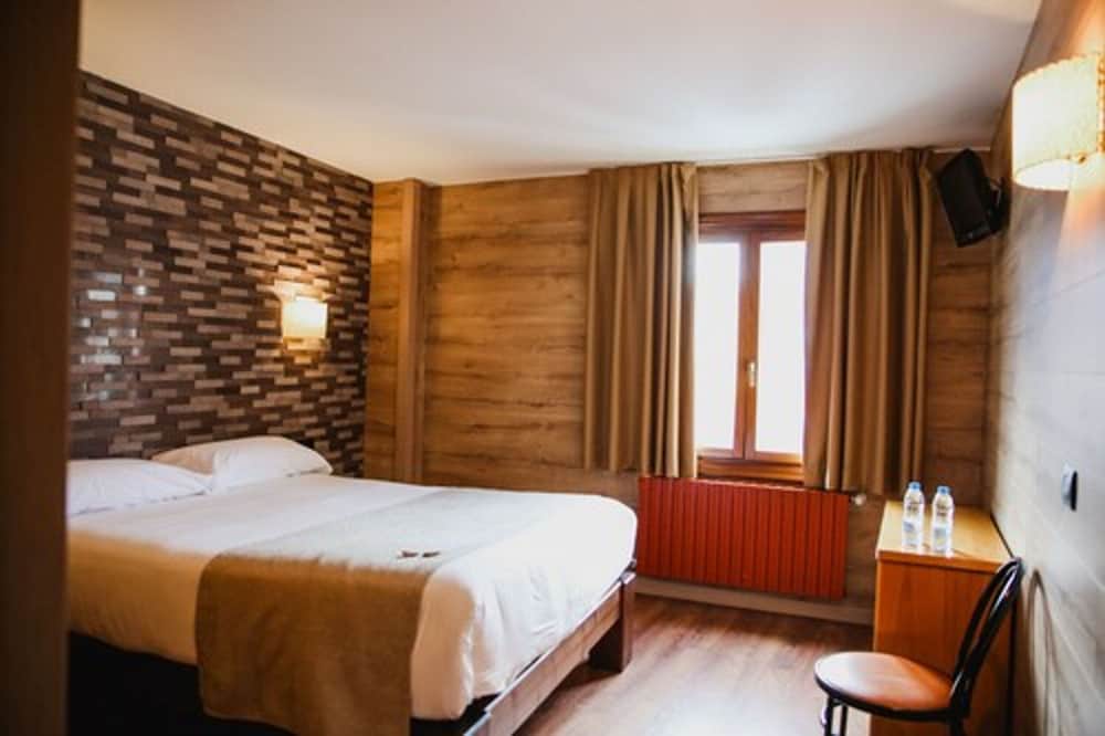 Cal Ruiz Hotel 40/72