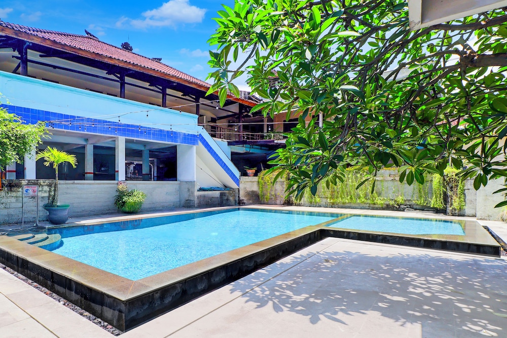 Townhouse Oak Legian Near Legian Beach Formerly Sayang Maha Merta 65/69