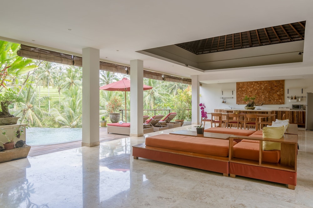 Puri Sebali Resort 57/78