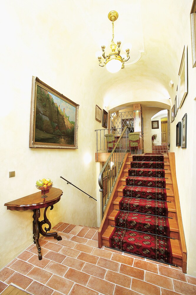 Hotel Leonardo 35/50