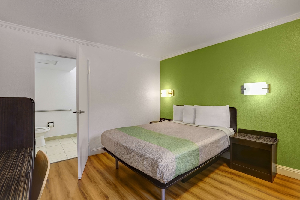 Motel6 King City, CA 21/41