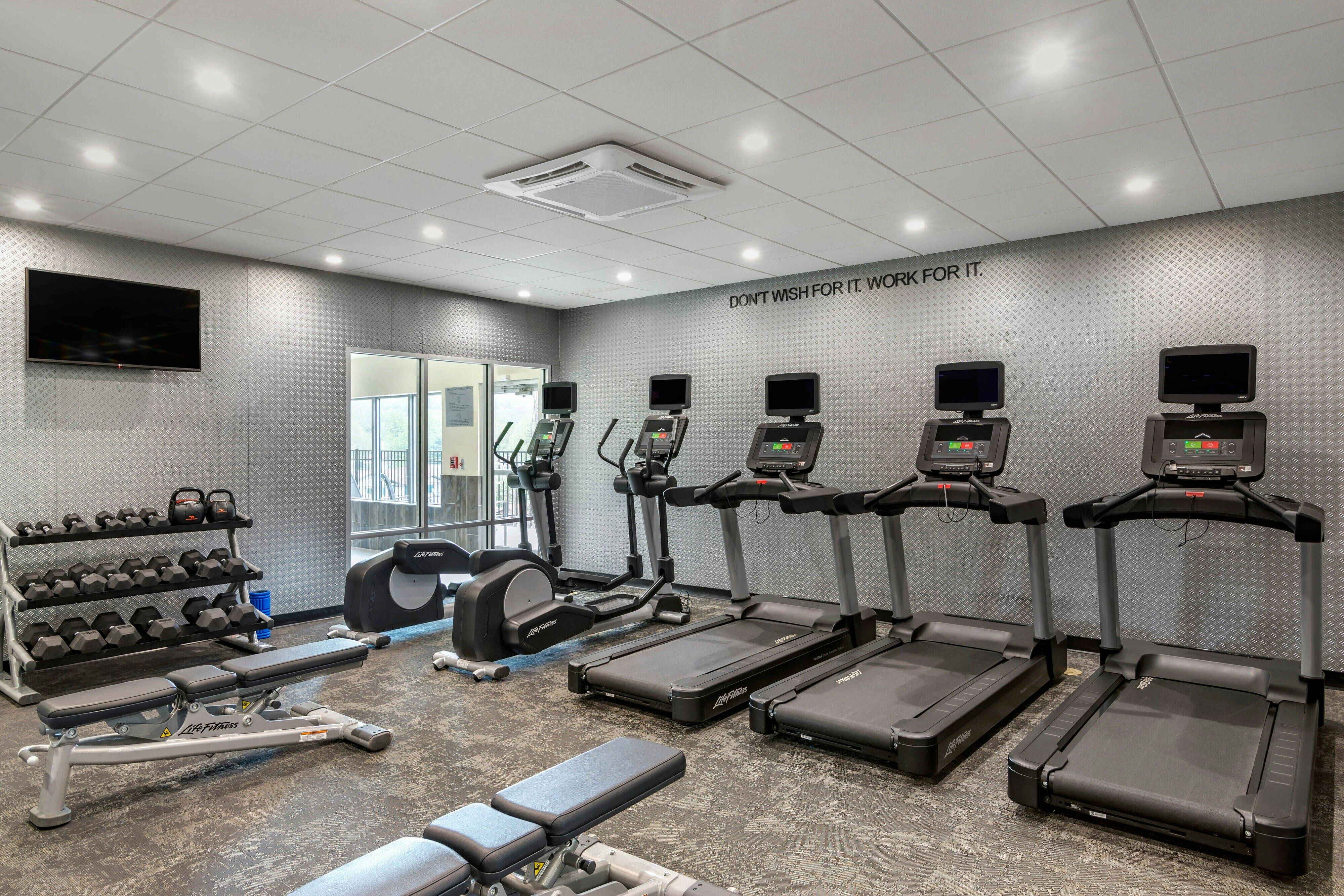 Fairfield Inn & Suites By Marriott Helen 18/28