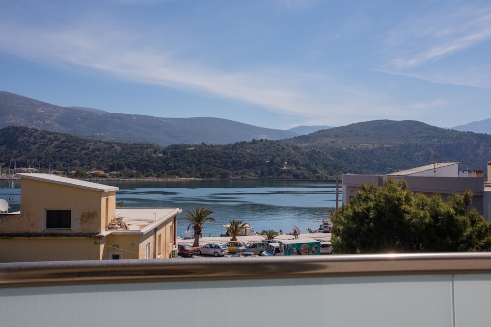 Mouikis Hotel Kefalonia 68/76
