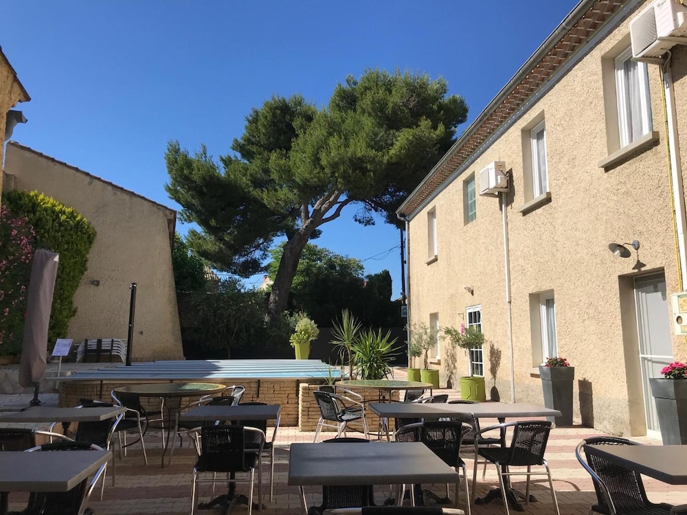 Hotel La Bastide D Entraigues Rest de L Autre Cote 3/70