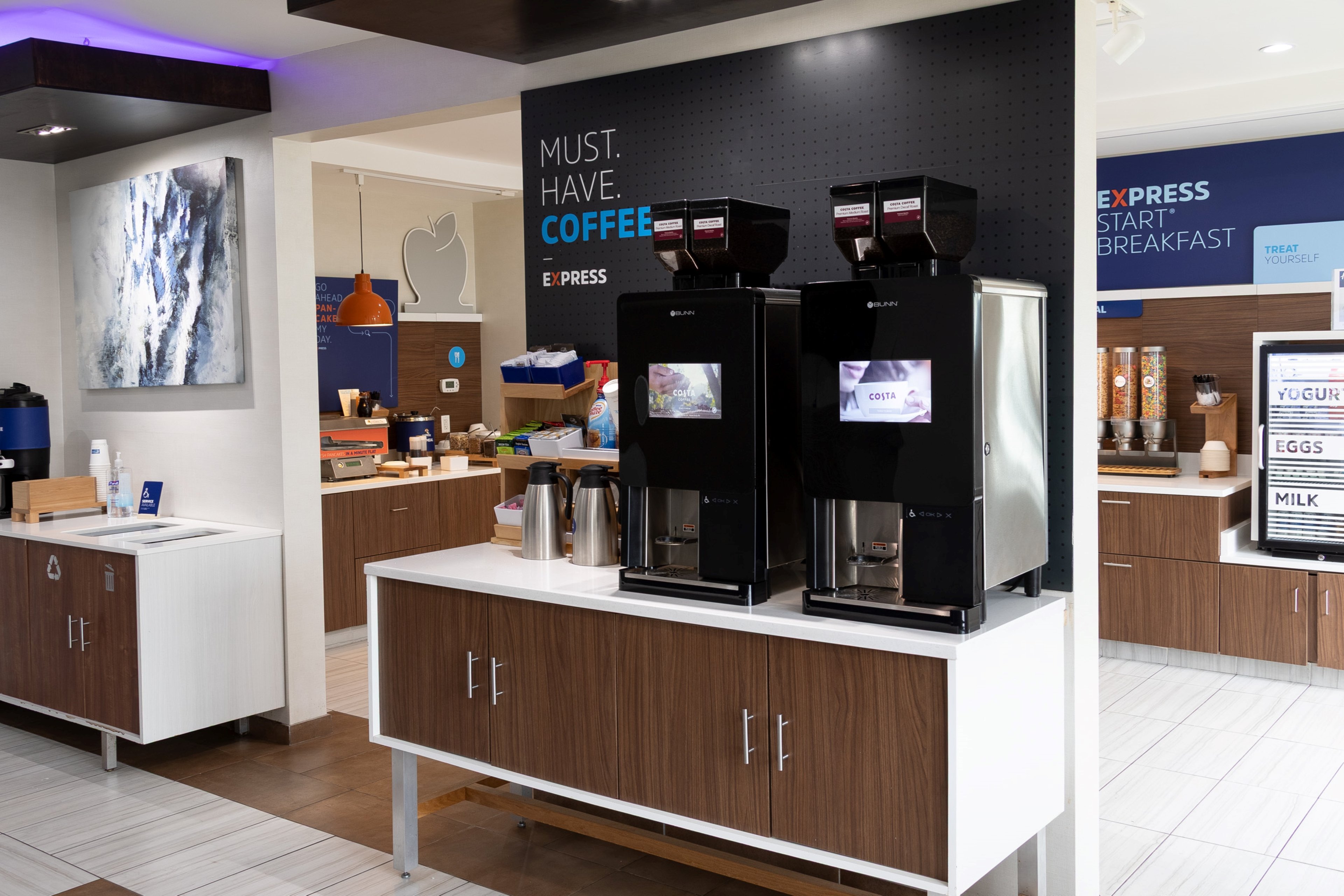 Holiday Inn Express and Suites Chicago West St Charles an IHG Hotel 30/72