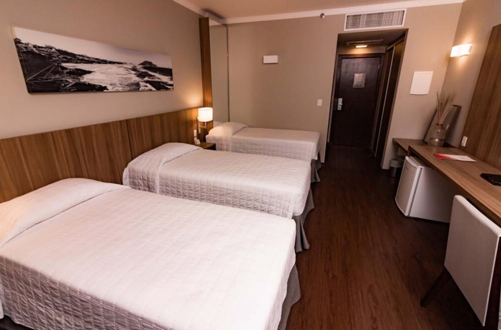 Hotel Kennedy Executive 16/49