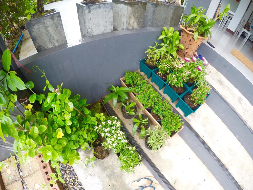Lom La Lanta Hotel 34/40