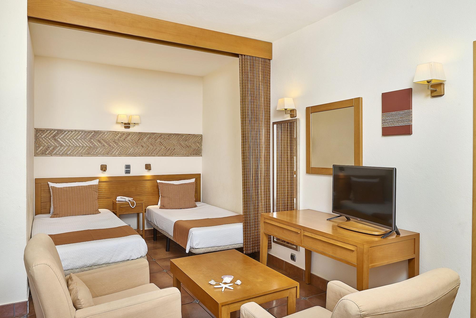 Superior, Studio, Balcony, Oceanus Aparthotel 3/5