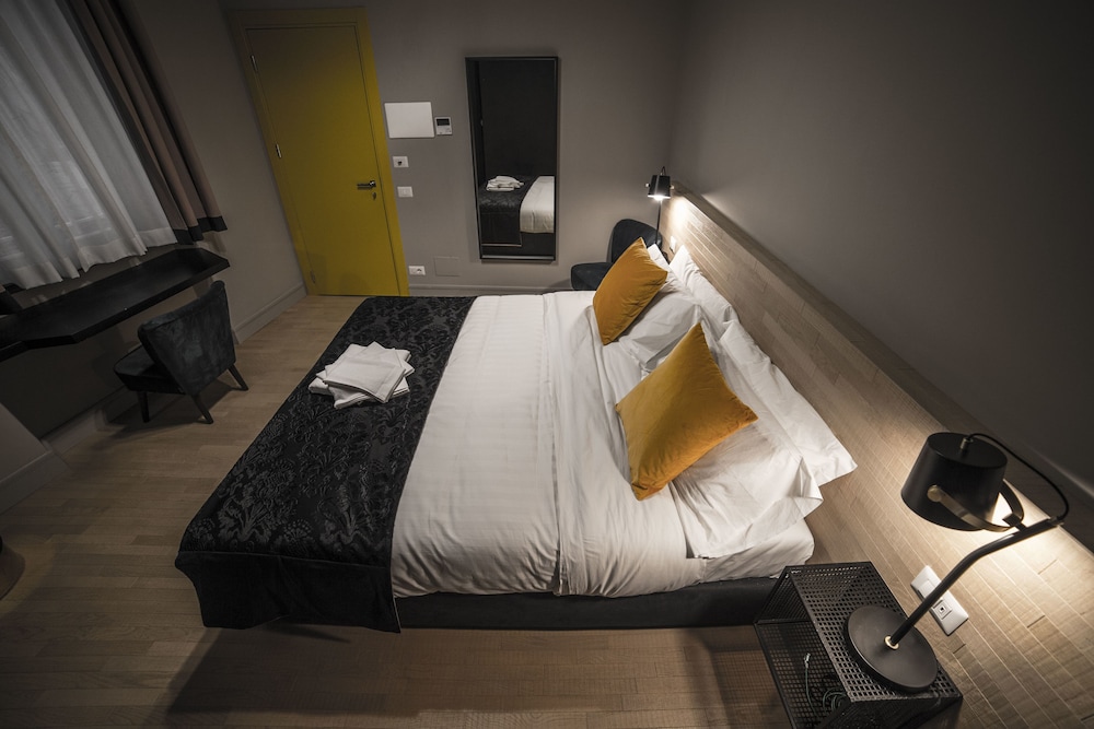 SuiteLife Trevi 39/64