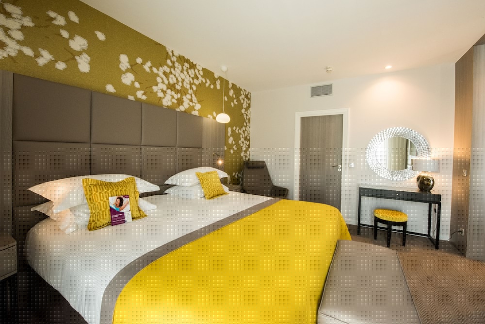 Crowne Plaza Lyon - Cite Internationale by IHG 24/74