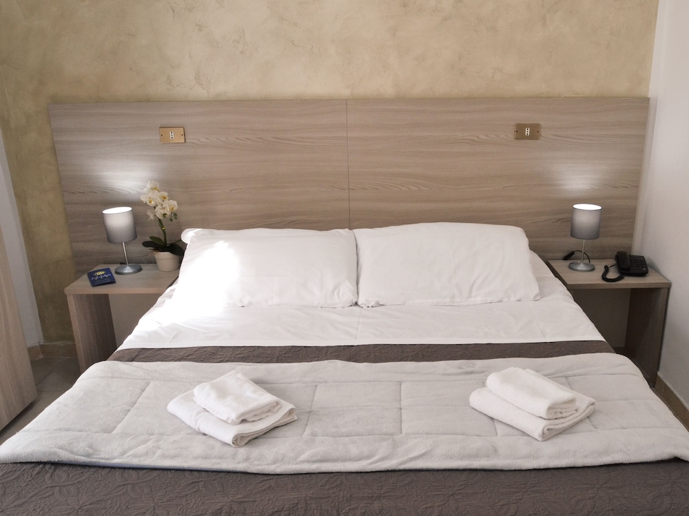 Hotel Colombo 13/60