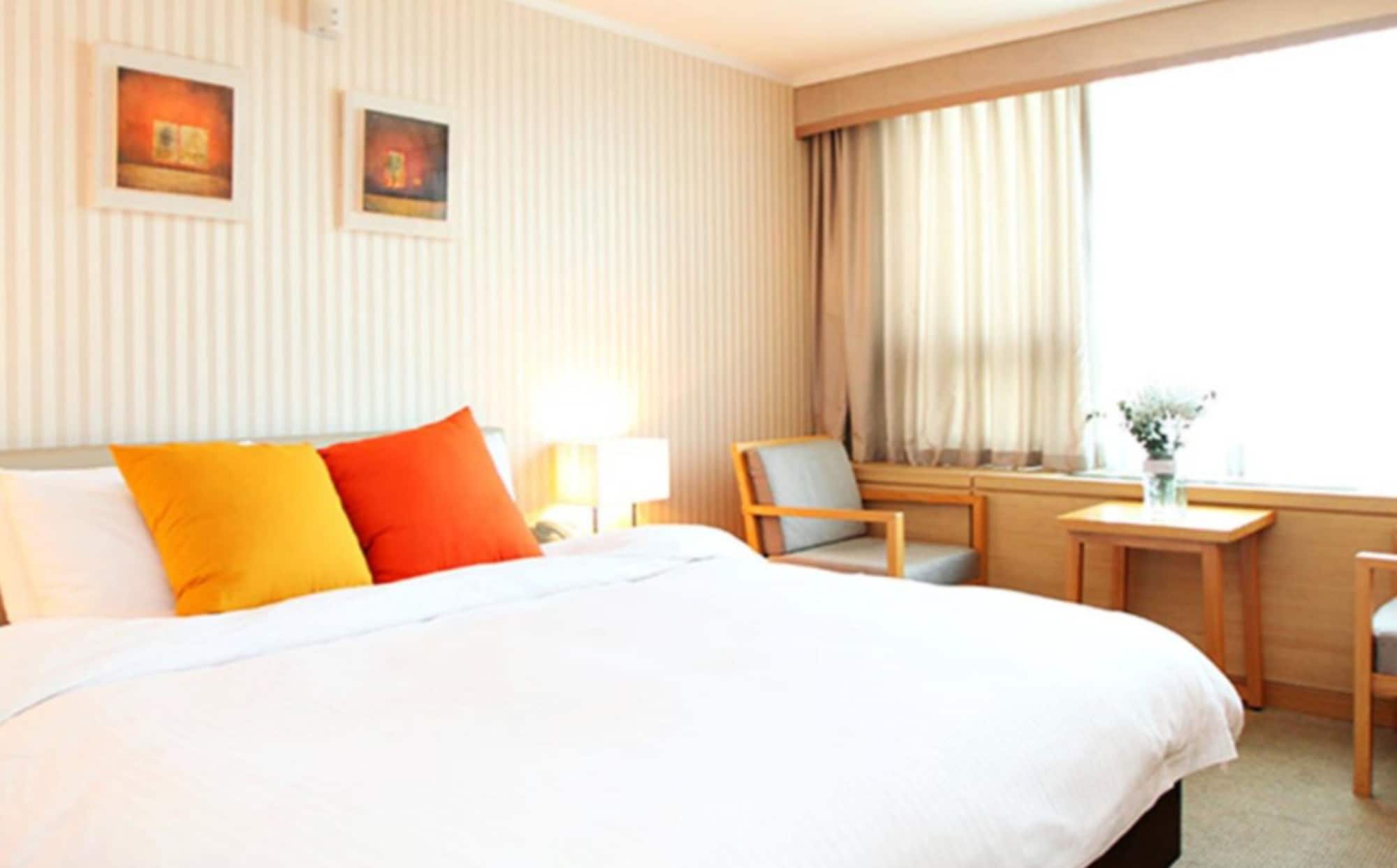 STANDARD, DOUBLE BED