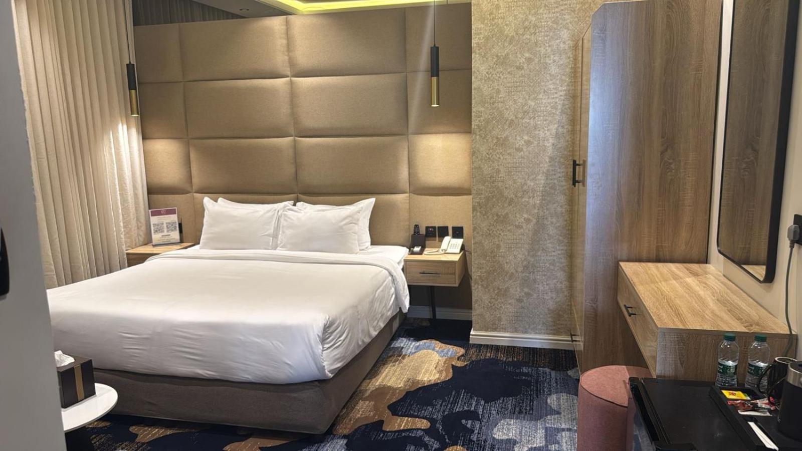 XYZ Hotel Qurtoba 25/50