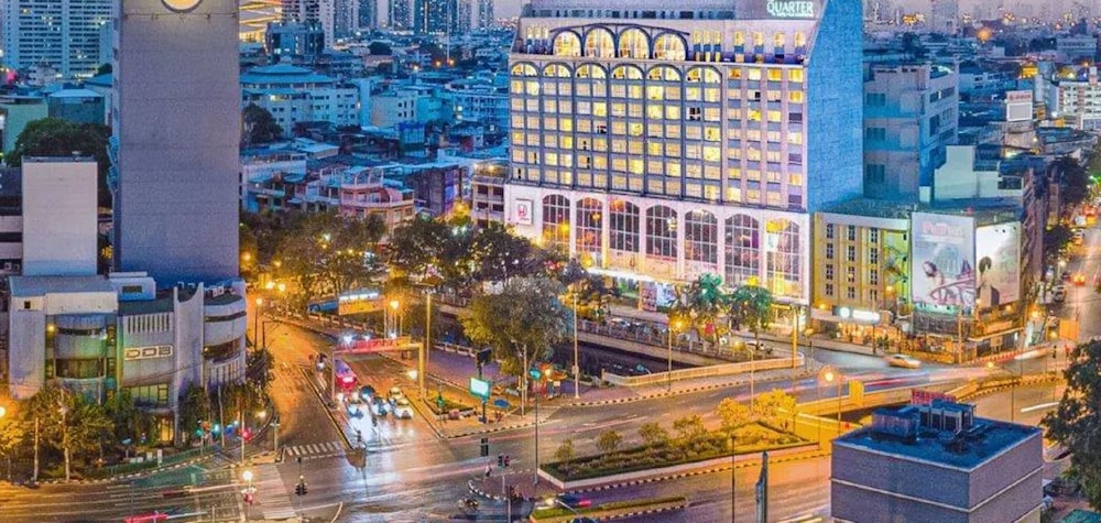 The Quarter Hualamphong by UHG 6/69