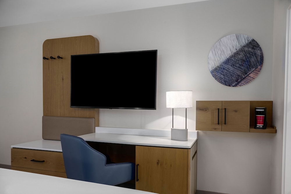 Delta Hotels Santa Clara Silicon Valley (ex Biltmore Hotel and Suites) 27/27
