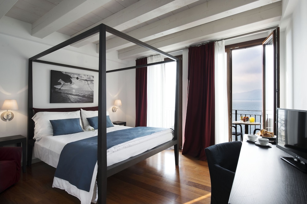 Hotel del Porto 15/61