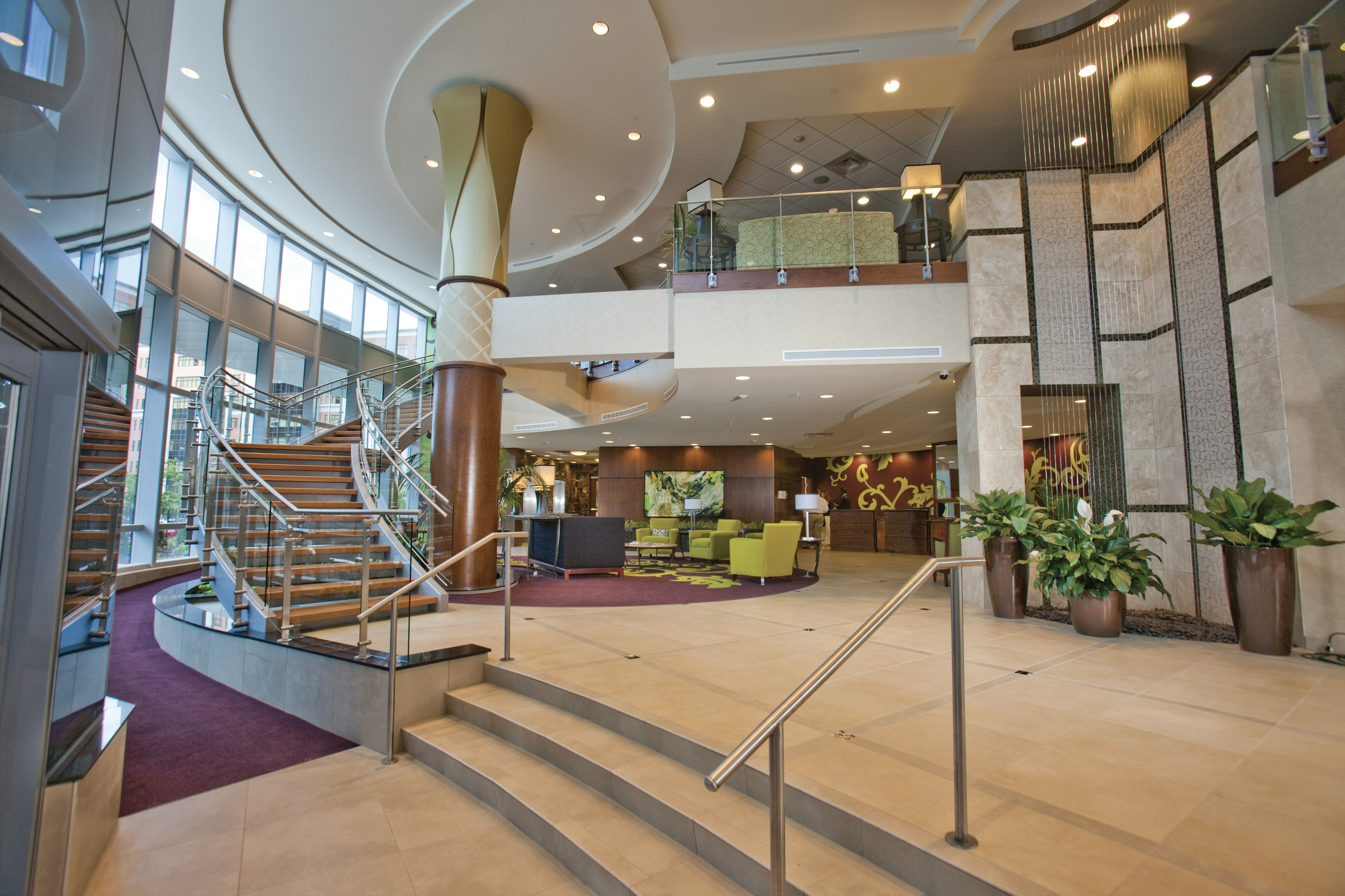 Embassy Suites Buffalo 13/65