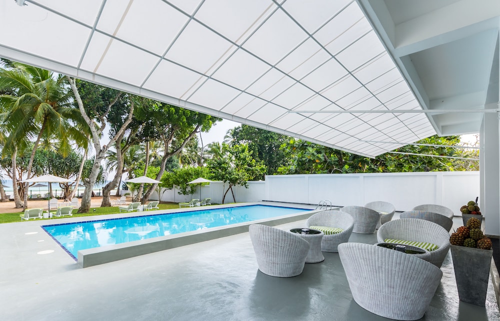 Taru Villas Mawella 24/50