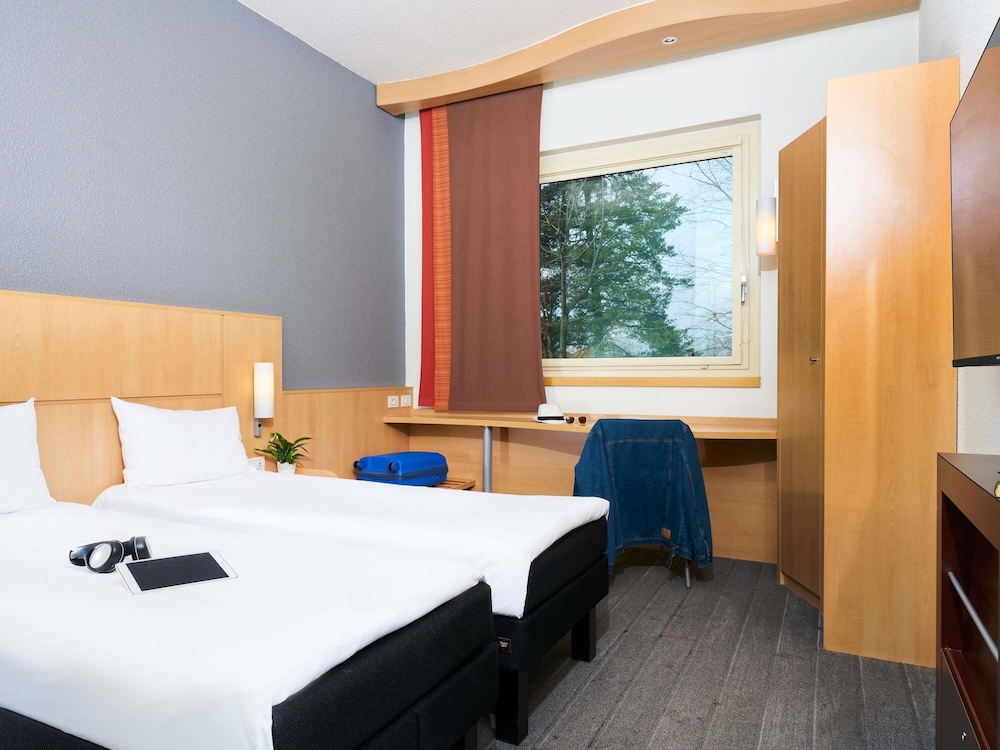Ibis Como 27/64