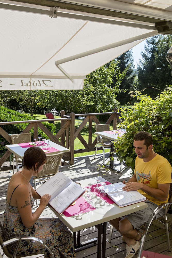 RELAIS DU SILENCE AUBERGE DE LA TOMETTE 30/57