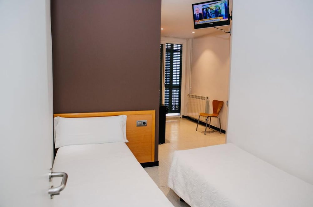 Hostal Apolo 24/46
