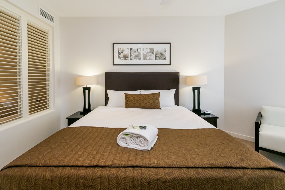 Grand Mercure Allegra Hervey Bay 20/74