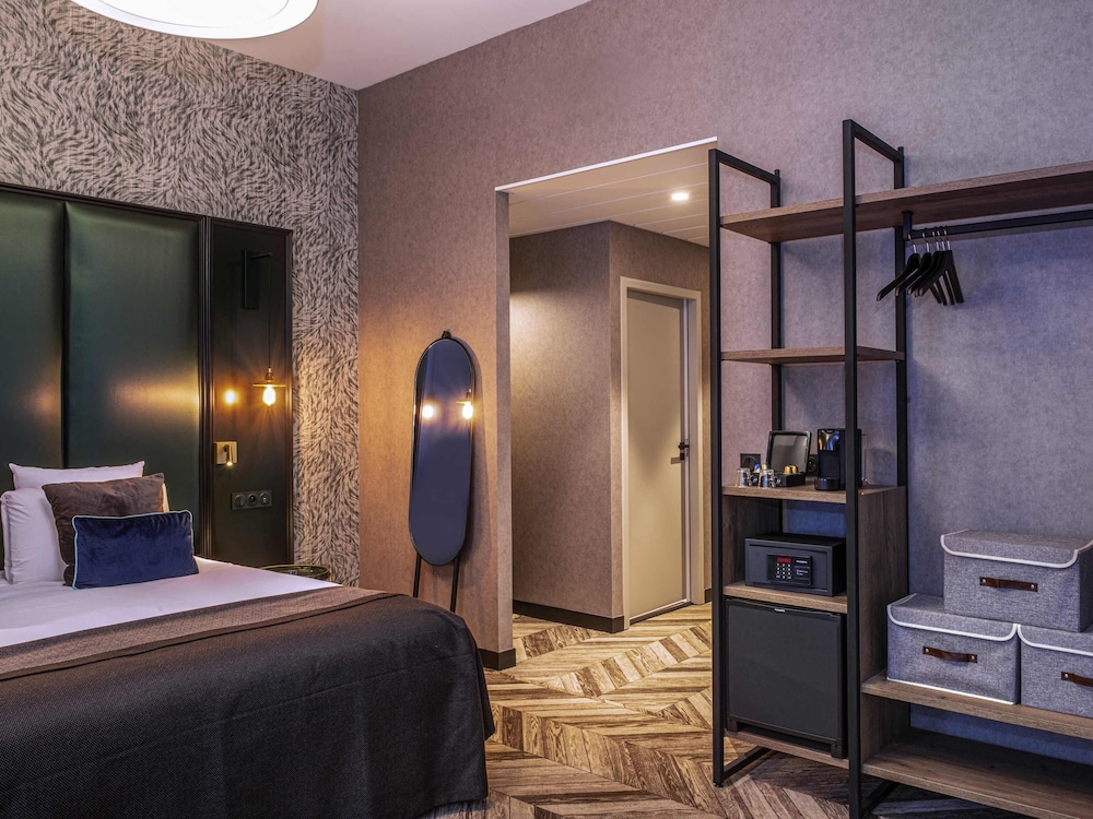 Mercure Figeac Viguier Du Roy 21/63
