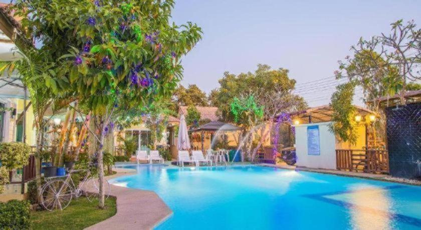 Charm Resort Cha-Am 52/60