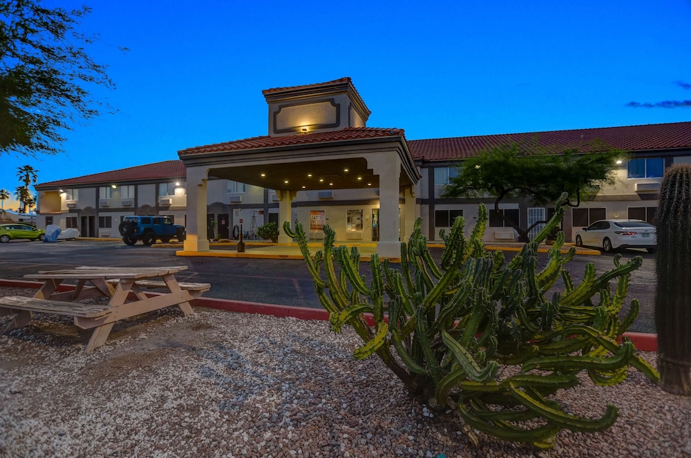 Americas Best Value Inn Apache Junction in APACHE JUNCTION - AZ