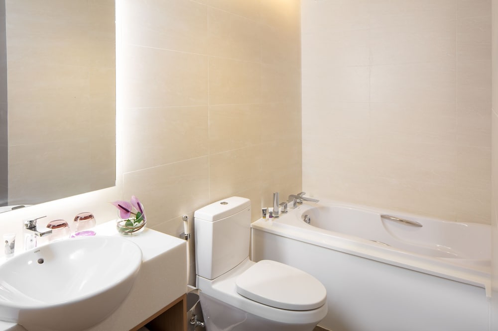 Mercure Hai Phong 77/77