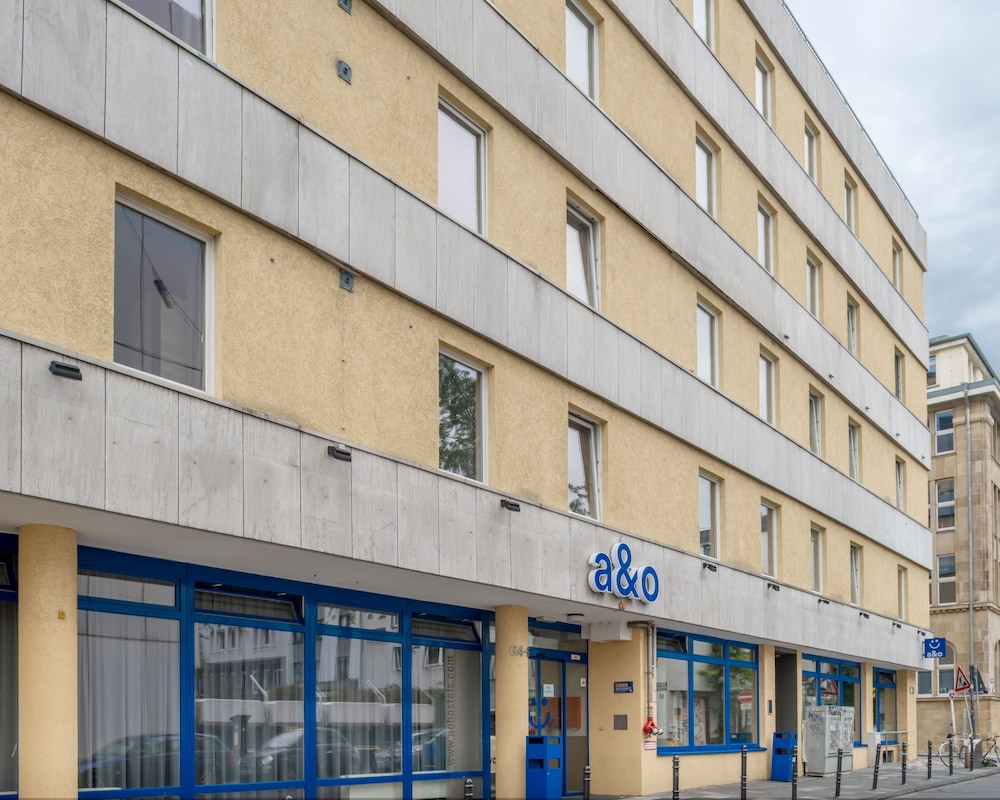 A&O Koln Neumarkt 46/49