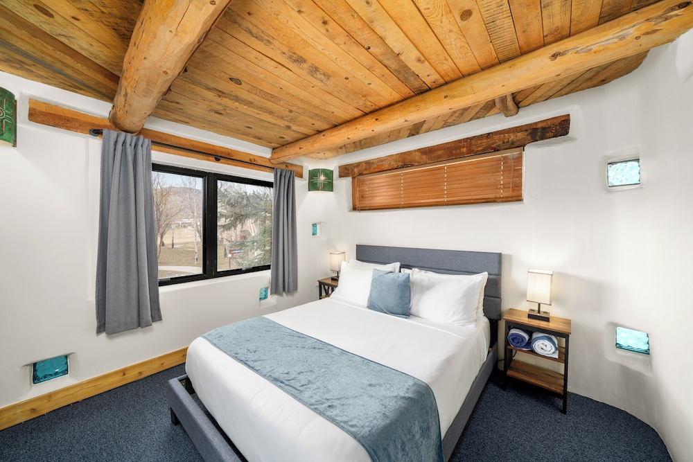 Chipeta Solar Springs Resort 23/51