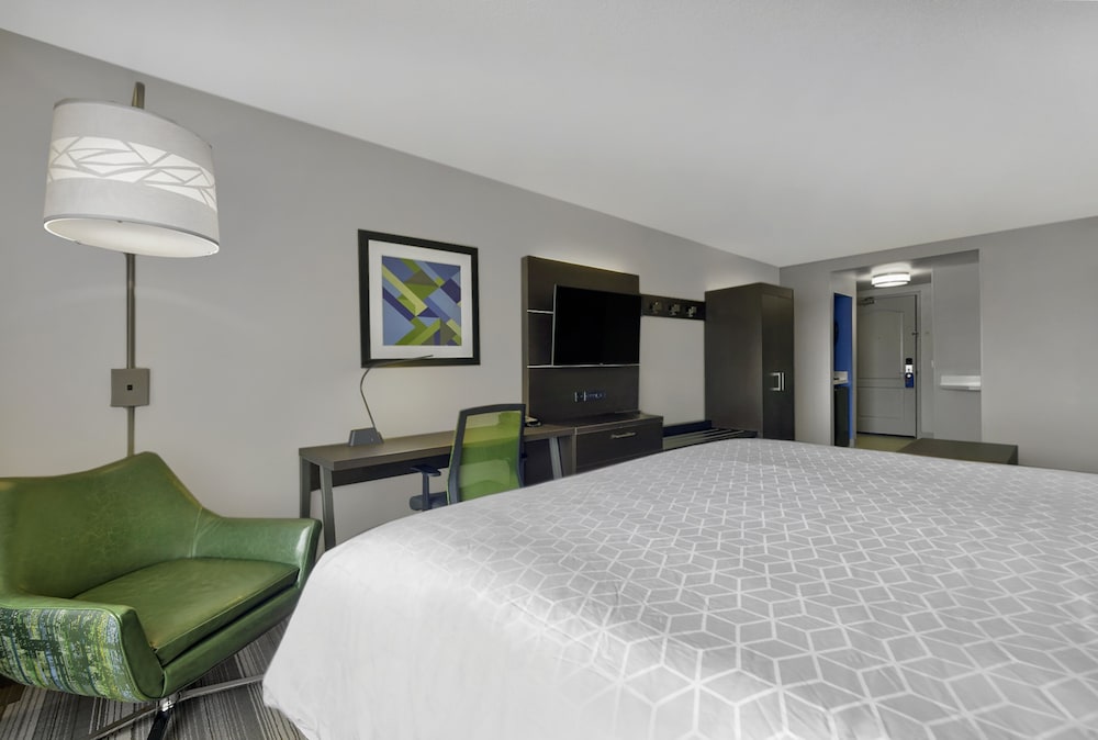 Holiday Inn Express Hotel And Suites Kansas City Grandview 20/64