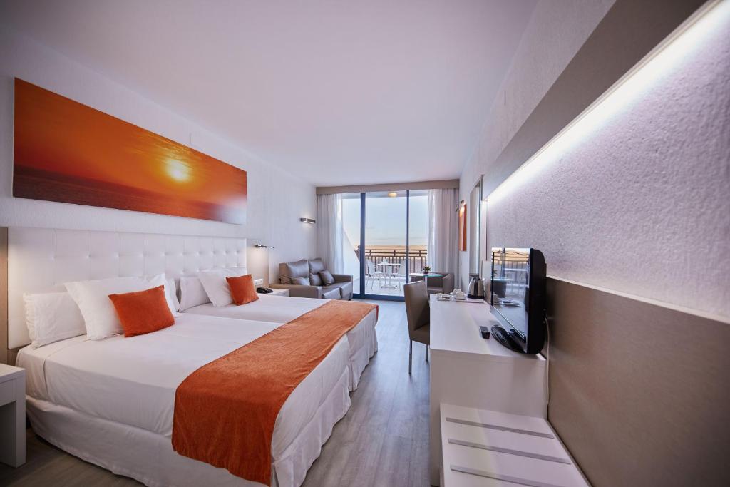 Superior, Double Bed, Sea View