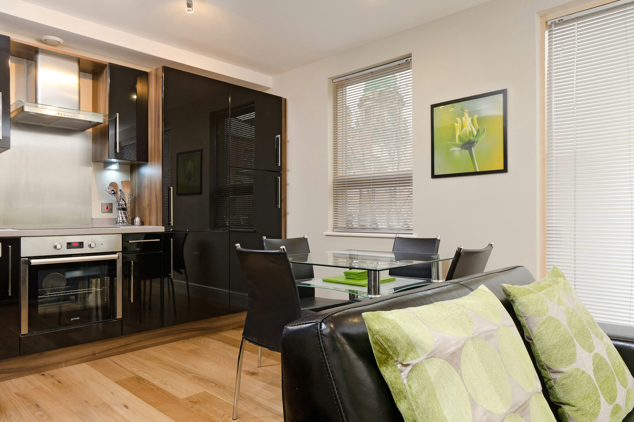 Your Stay Bristol Hamilton Court 4/6