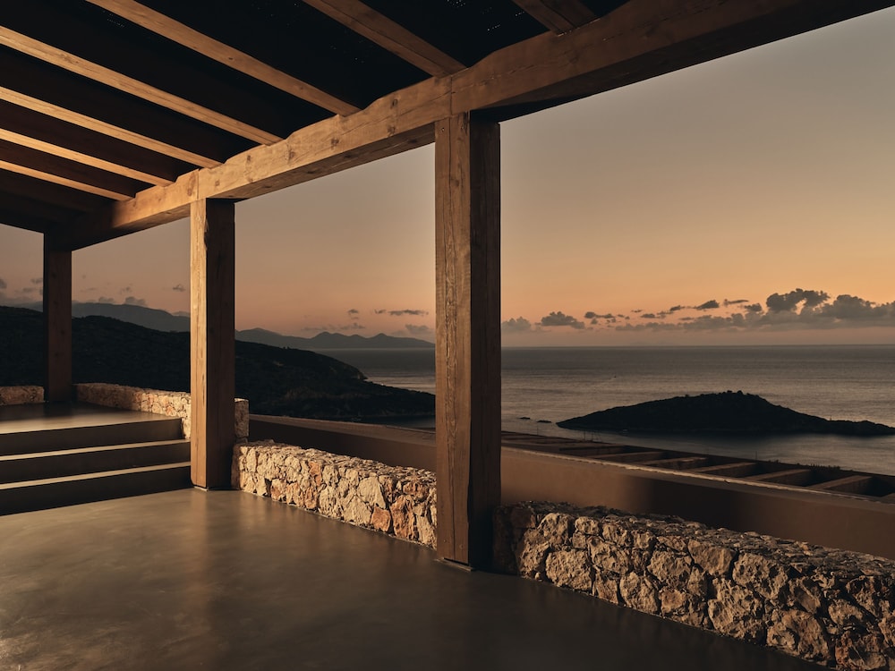 Vais Luxury Villas 31/55