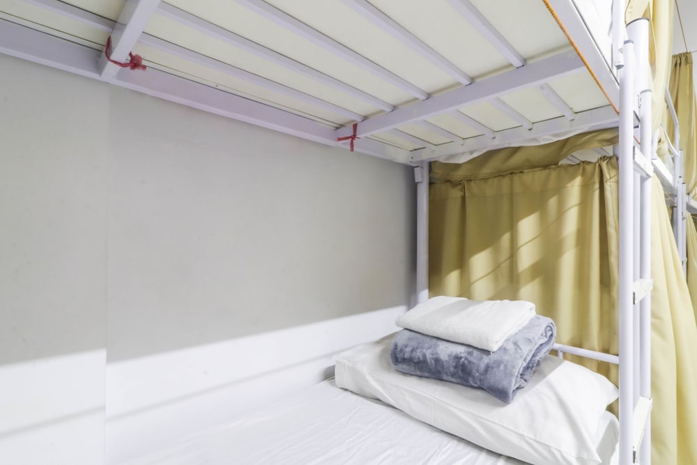 Bed in 18 Bed Male Dormitory B