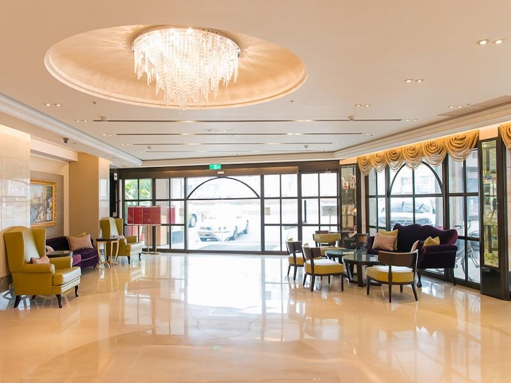 Grand Earl Hotel 6/48