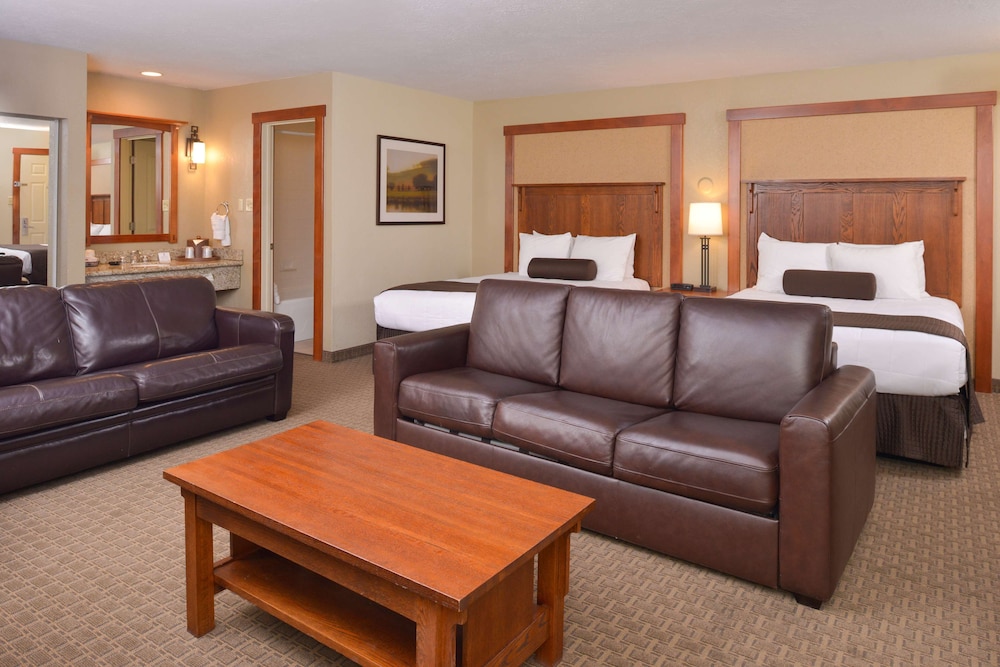 Best Western Plus High Country Inn 38/54