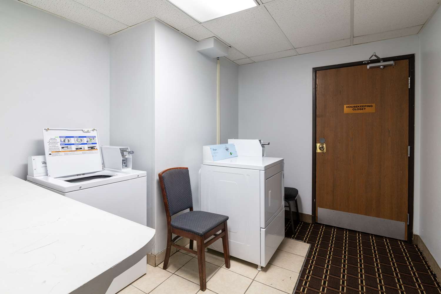 Americas Best Value Inn Fargo 30/35