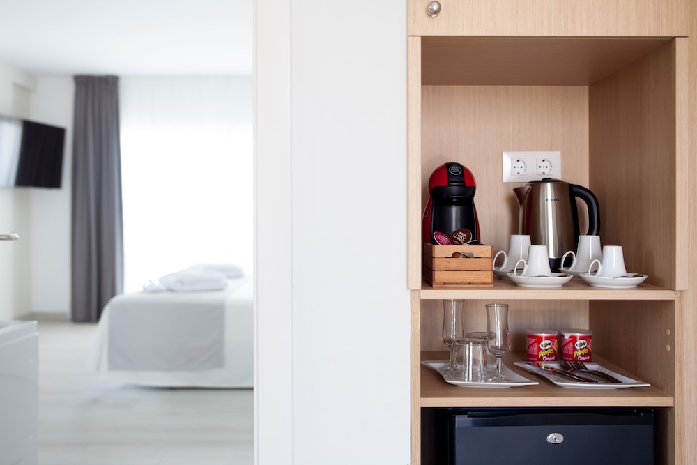 Playaolid Suites And Apartments 18/45
