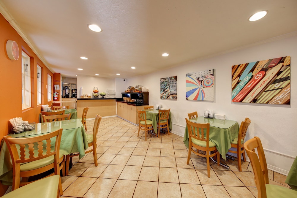 Inn At Venice Beach 34/37