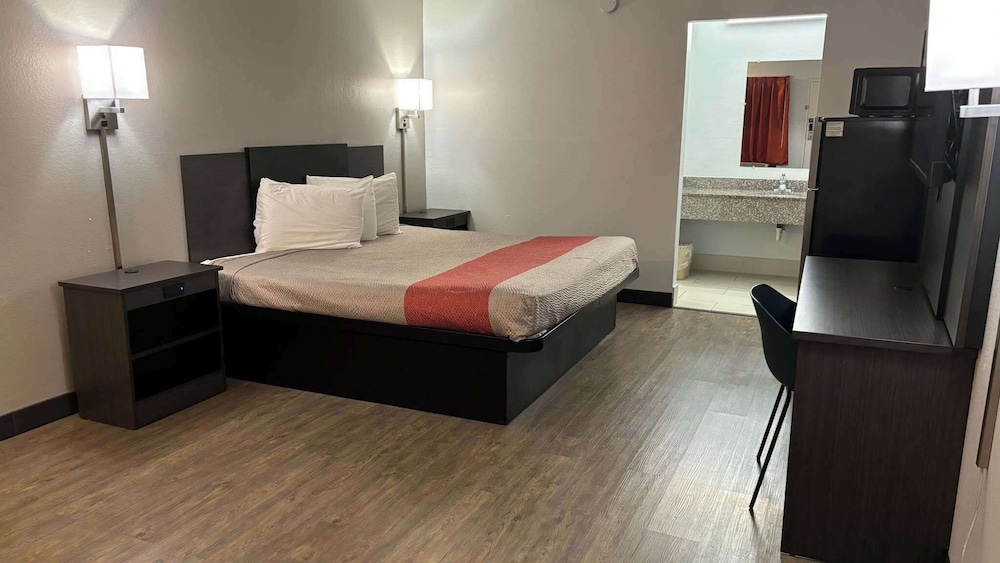 Motel6 Macclenny, FL 20/44