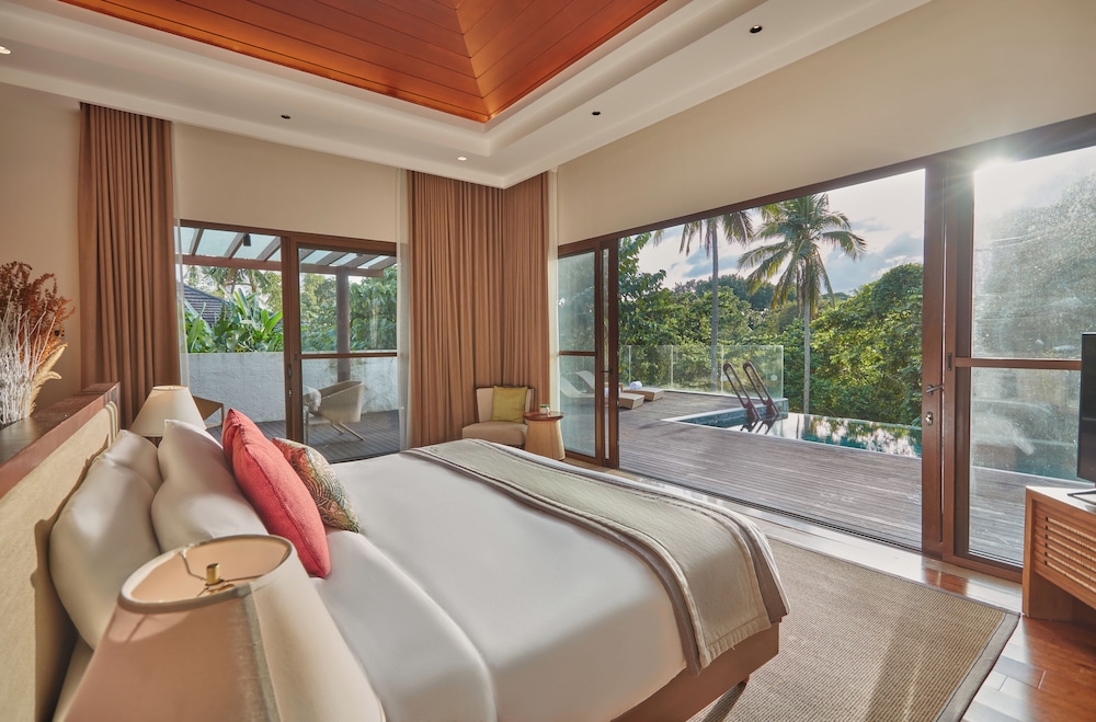 Mahogany, Villa, King Bed