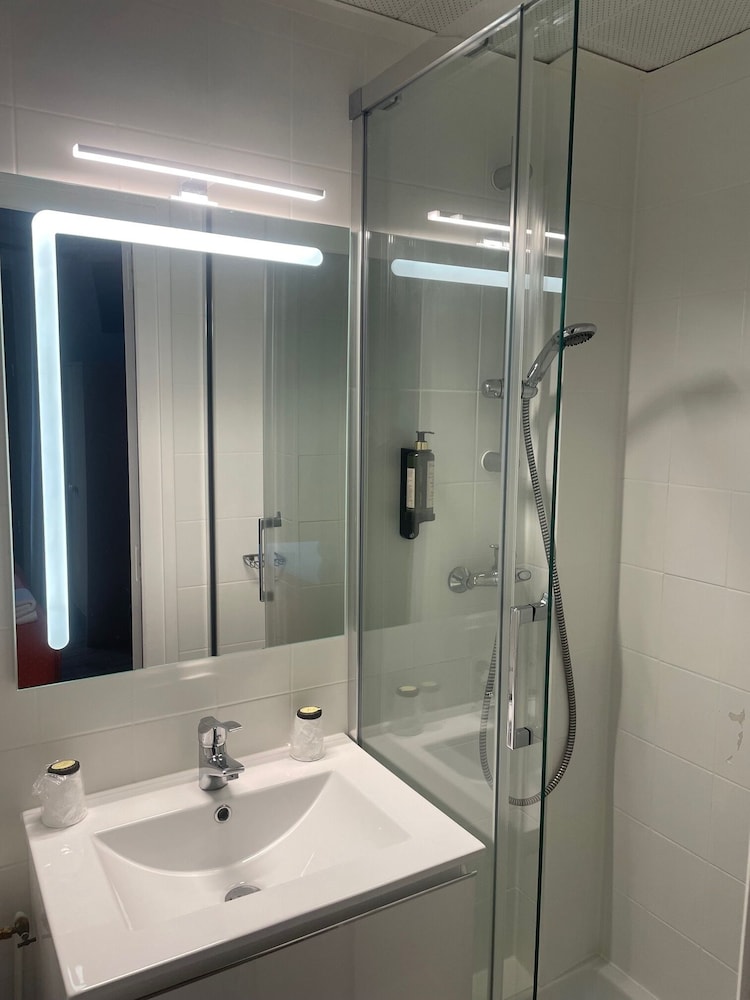 Hotel Saint Clair 37/43
