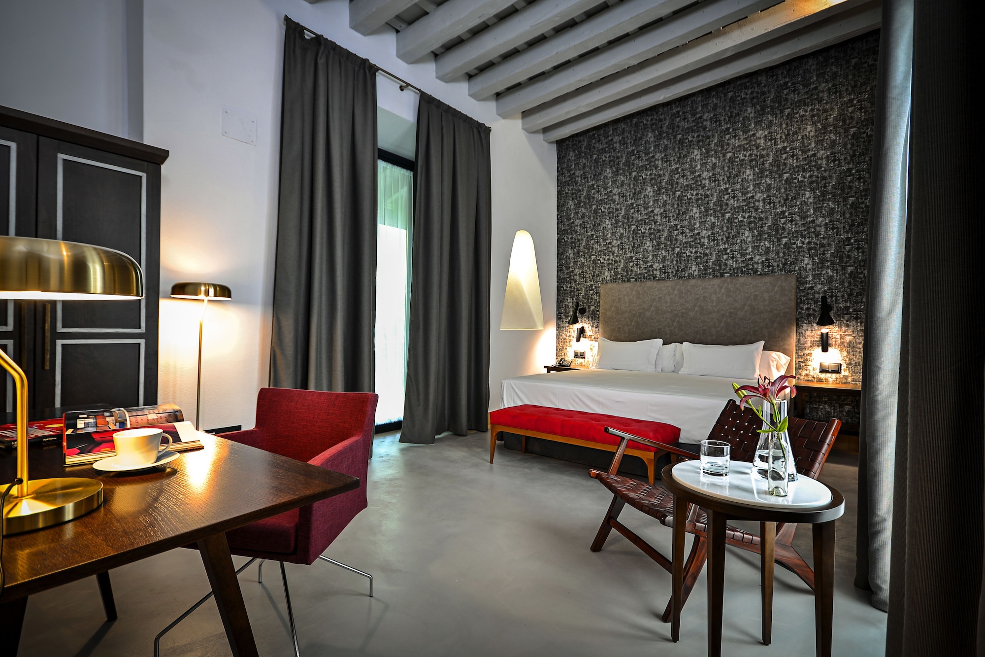 ROYAL, ALCAZAR, DELUXE, TERRACE