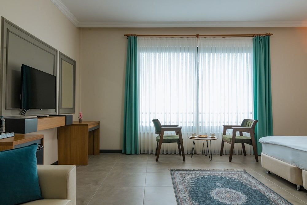 Fevzi Hoca Butik Hotel 36/47