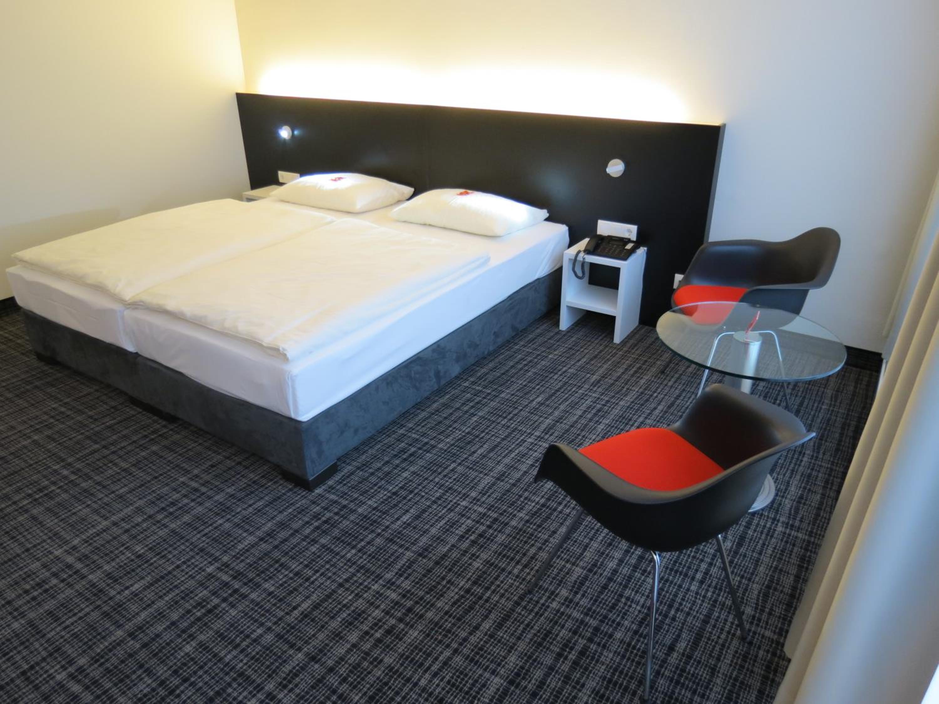Standard, Double Bed